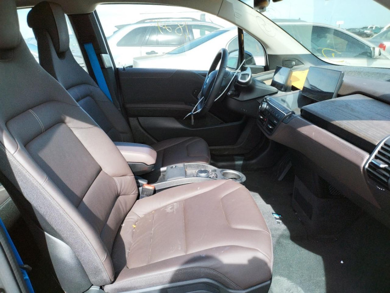 2020 BMW i3 с пробегом 19 044 км