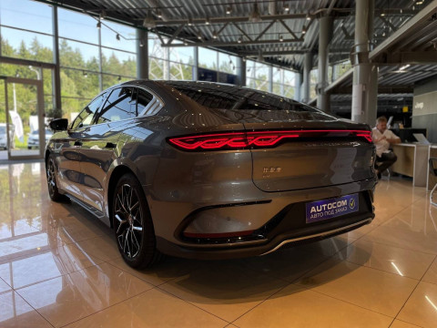 2024 BYD Han с пробегом 73 км