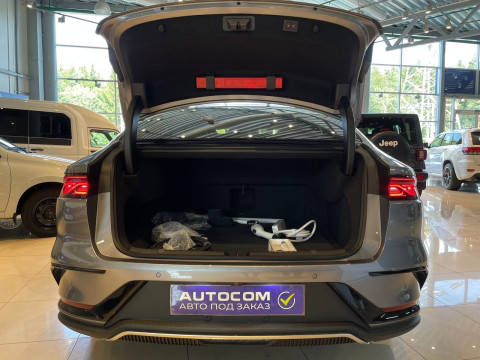 2024 BYD Han с пробегом 73 км