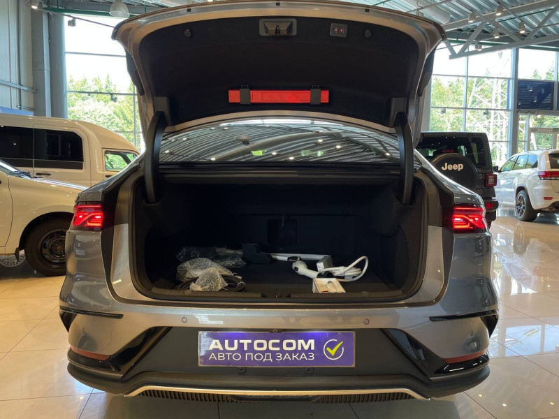 2024 BYD Han с пробегом 73 км