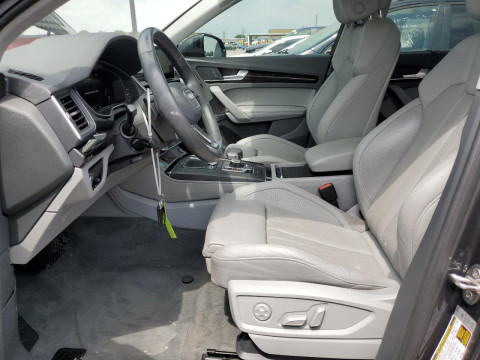 2020 Audi Q5 с пробегом 38 400 км