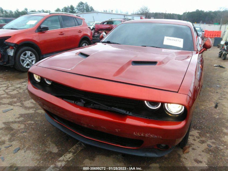 2021 Dodge Challenger с пробегом 25 473 км