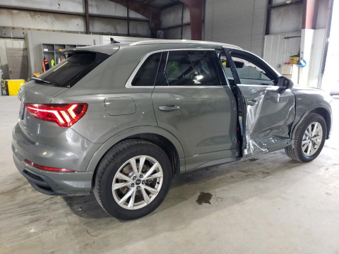 2023 Audi Q3 с пробегом 9 562 км