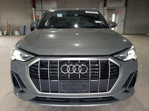 2023 Audi Q3 с пробегом 9 562 км