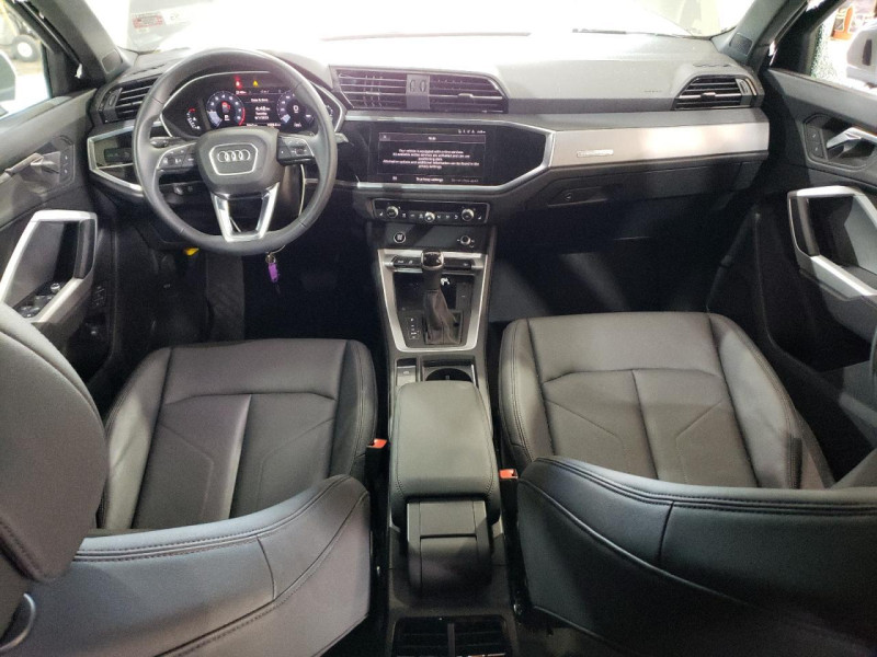 2023 Audi Q3 с пробегом 9 562 км