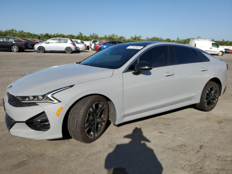 2020 Kia K5 с пробегом 75 558 миль