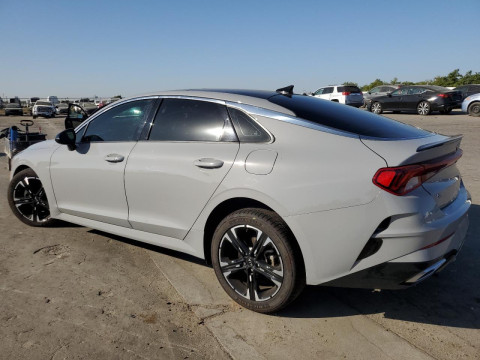 2020 Kia K5 с пробегом 75 558 миль