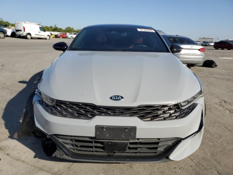 2020 Kia K5 с пробегом 75 558 миль
