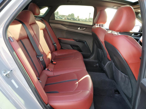 2020 Kia K5 с пробегом 75 558 миль