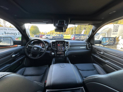 2021 Ram 1500 с пробегом 53 000 км
