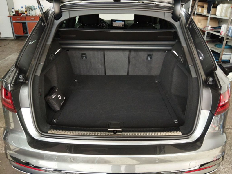 2023 Audi A4 с пробегом 50 км