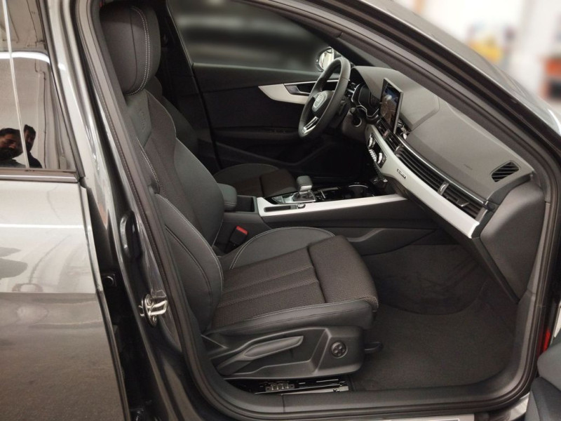 2023 Audi A4 с пробегом 50 км