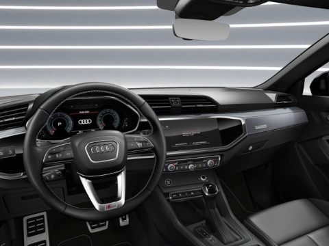 2023 Audi Q3 с пробегом 50 км