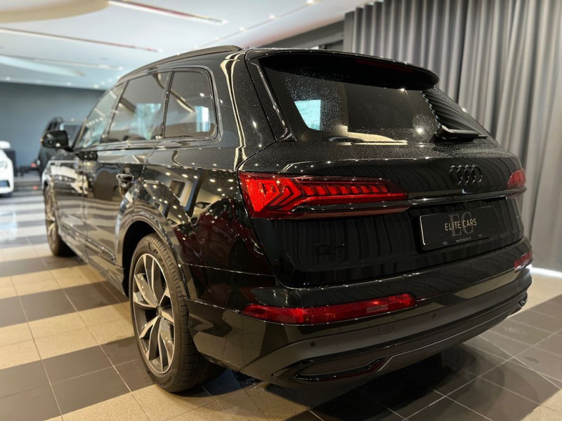 2023 Audi Q7 с пробегом 50 км