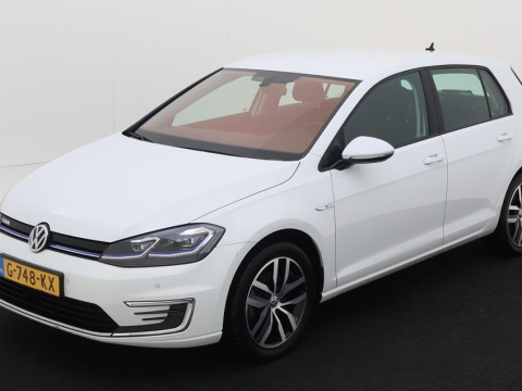 2019 Volkswagen Golf с пробегом 55 000 км