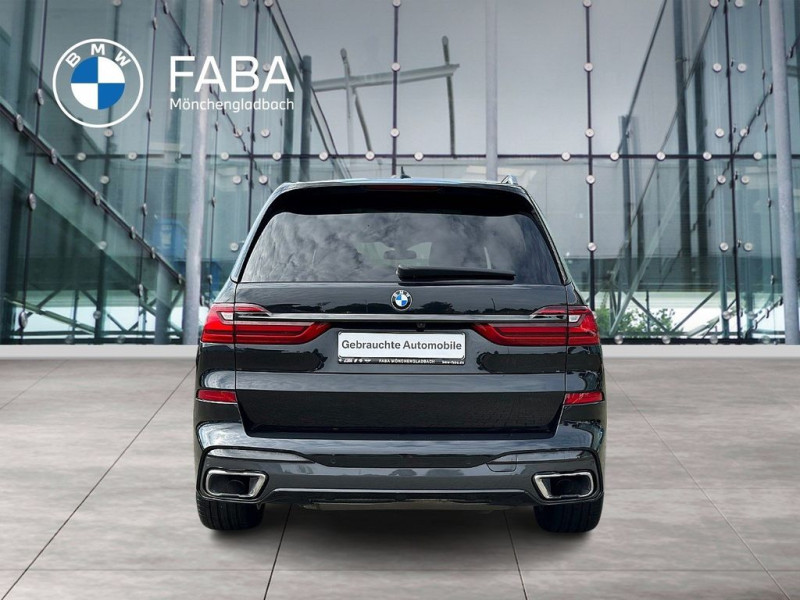 2020 BMW X7 с пробегом 73 300 км