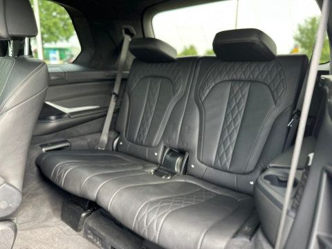 2020 BMW X7 с пробегом 73 300 км