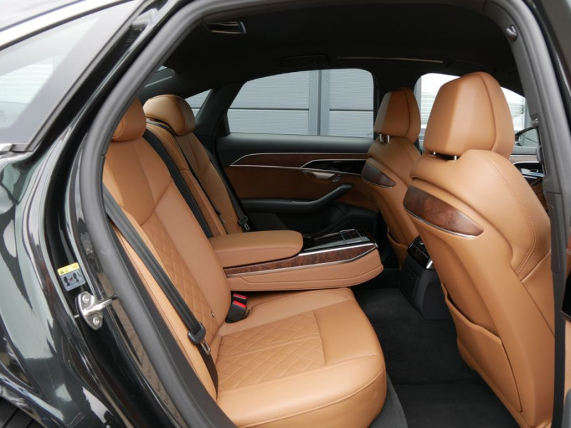 2020 Audi A8 с пробегом 118 000 км