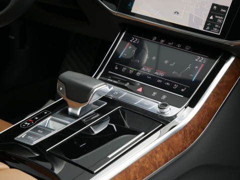 2020 Audi A8 с пробегом 118 000 км