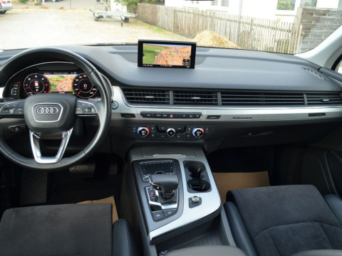 2020 Audi Q7 с пробегом 130 000 км