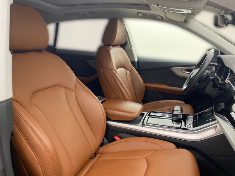 2020 Audi Q8 с пробегом 89 800 км