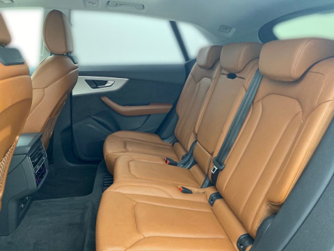 2020 Audi Q8 с пробегом 89 800 км