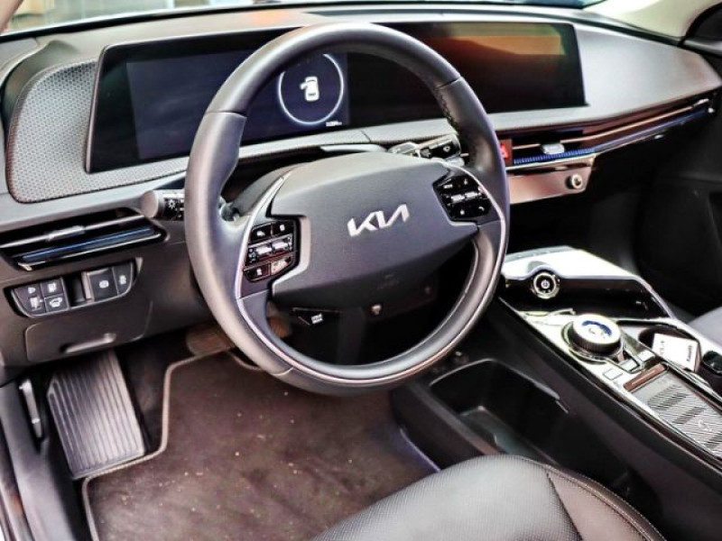 2022 Kia EV6 с пробегом 11 500 км