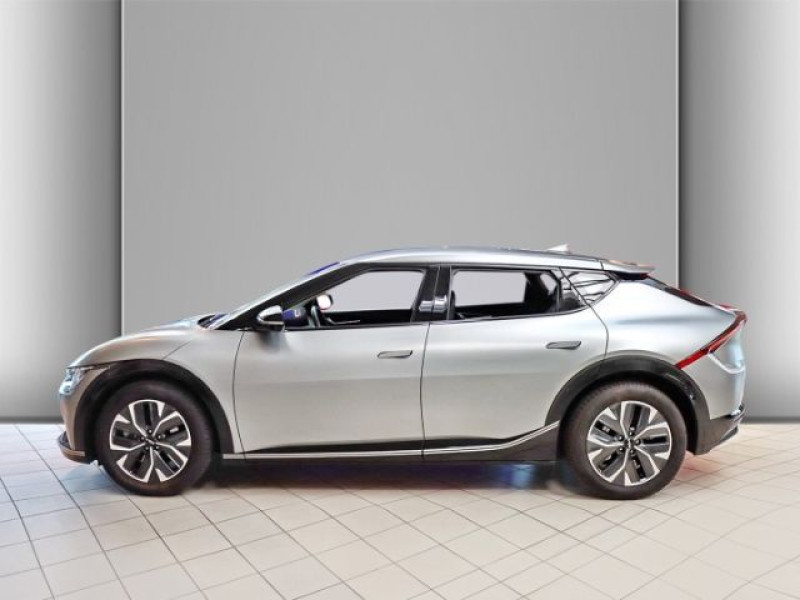 2022 Kia EV6 с пробегом 11 500 км