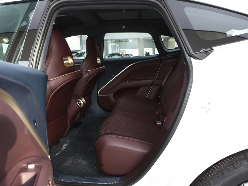 2024 Avatr 11 без пробега