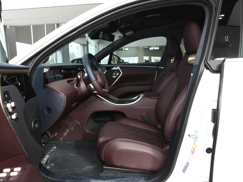 2024 Avatr 11 без пробега