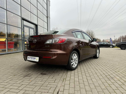 2012 Mazda 3 с пробегом 178 000 км