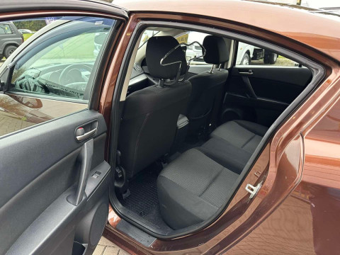 2012 Mazda 3 с пробегом 178 000 км