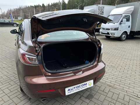 2012 Mazda 3 с пробегом 178 000 км