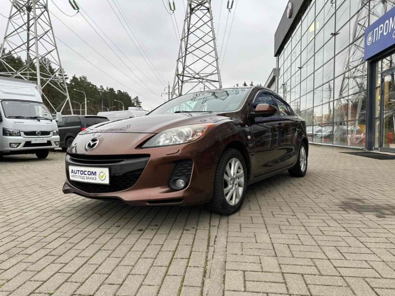 2012 Mazda 3 с пробегом 178 000 км