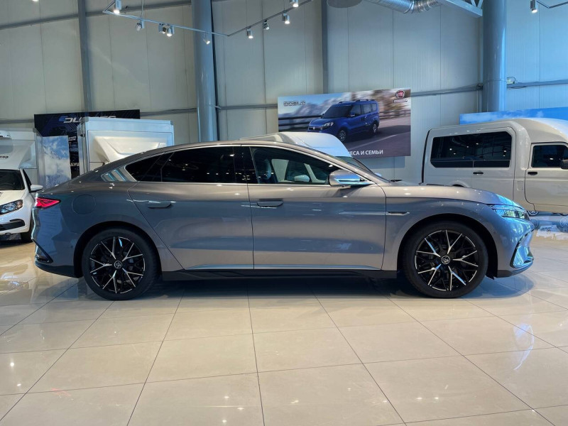 2022 BYD Han с пробегом 73 км