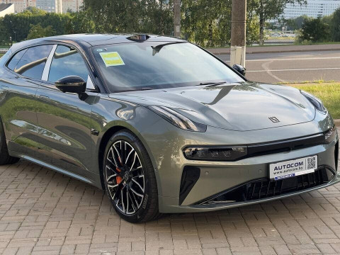 2024 Zeekr 001 с пробегом 20 км