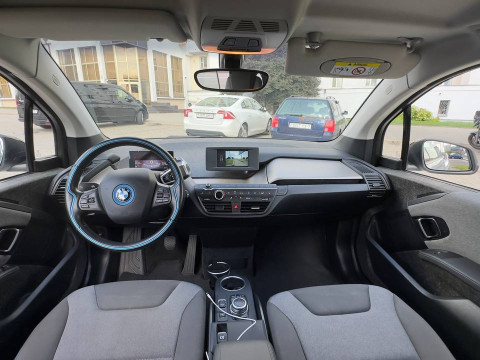 2021 BMW i3 с пробегом 63 000 км