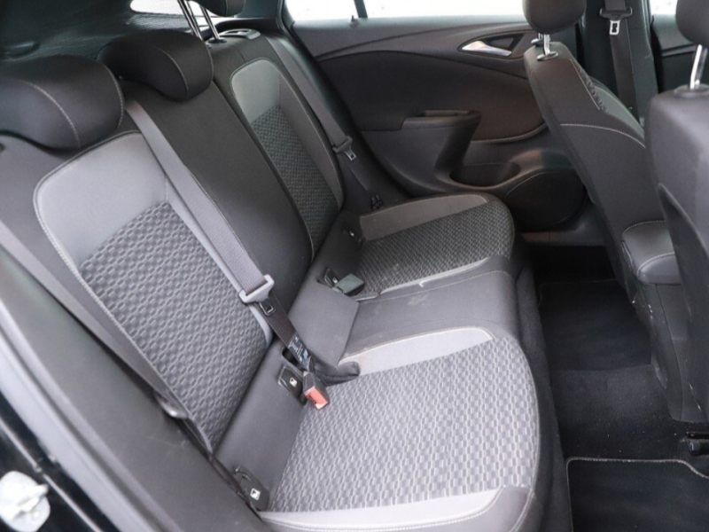 2020 Opel Astra с пробегом 146 251 км