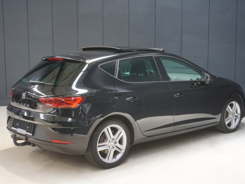 2020 SEAT Leon с пробегом 107 198 км