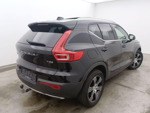 2020 Volvo XC40 с пробегом 90 000 км