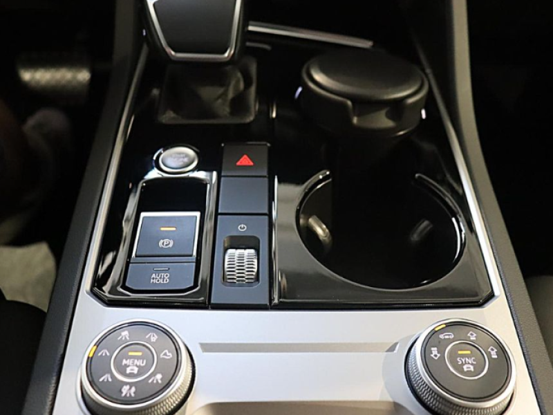 2020 Volkswagen Touareg с пробегом 41 977 км