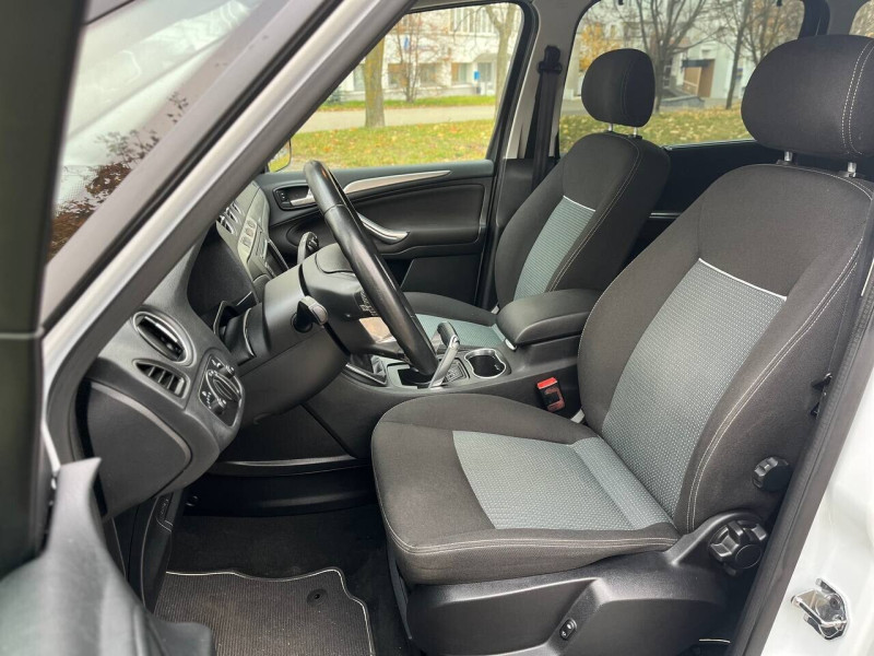 2013 Ford Galaxy с пробегом 242 000 км