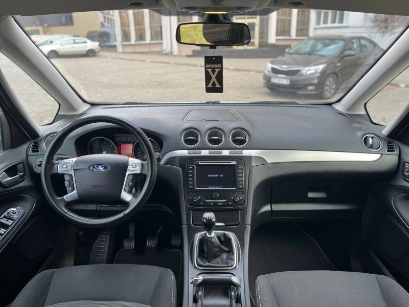 2013 Ford Galaxy с пробегом 242 000 км