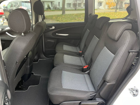 2013 Ford Galaxy с пробегом 242 000 км