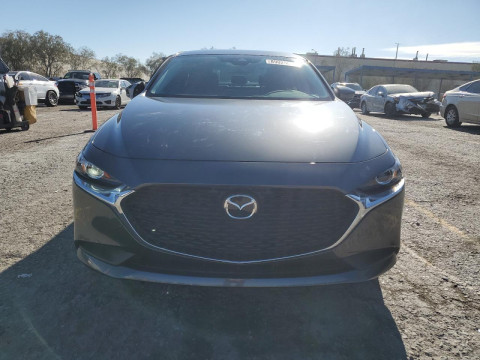 2021 Mazda 3 с пробегом 80 000 миль
