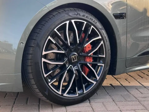 2024 Zeekr 001 с пробегом 5 км