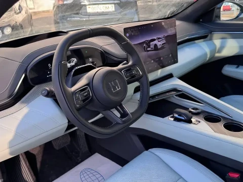 2024 Zeekr 001 с пробегом 5 км