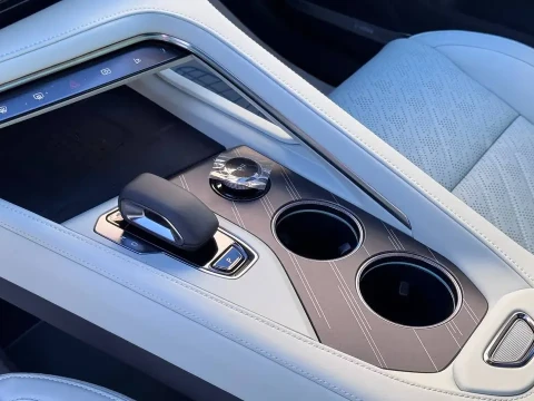 2024 Zeekr 001 с пробегом 5 км