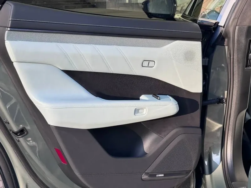 2024 Zeekr 001 с пробегом 5 км