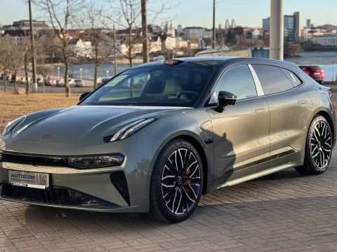 2024 Zeekr 001 с пробегом 5 км